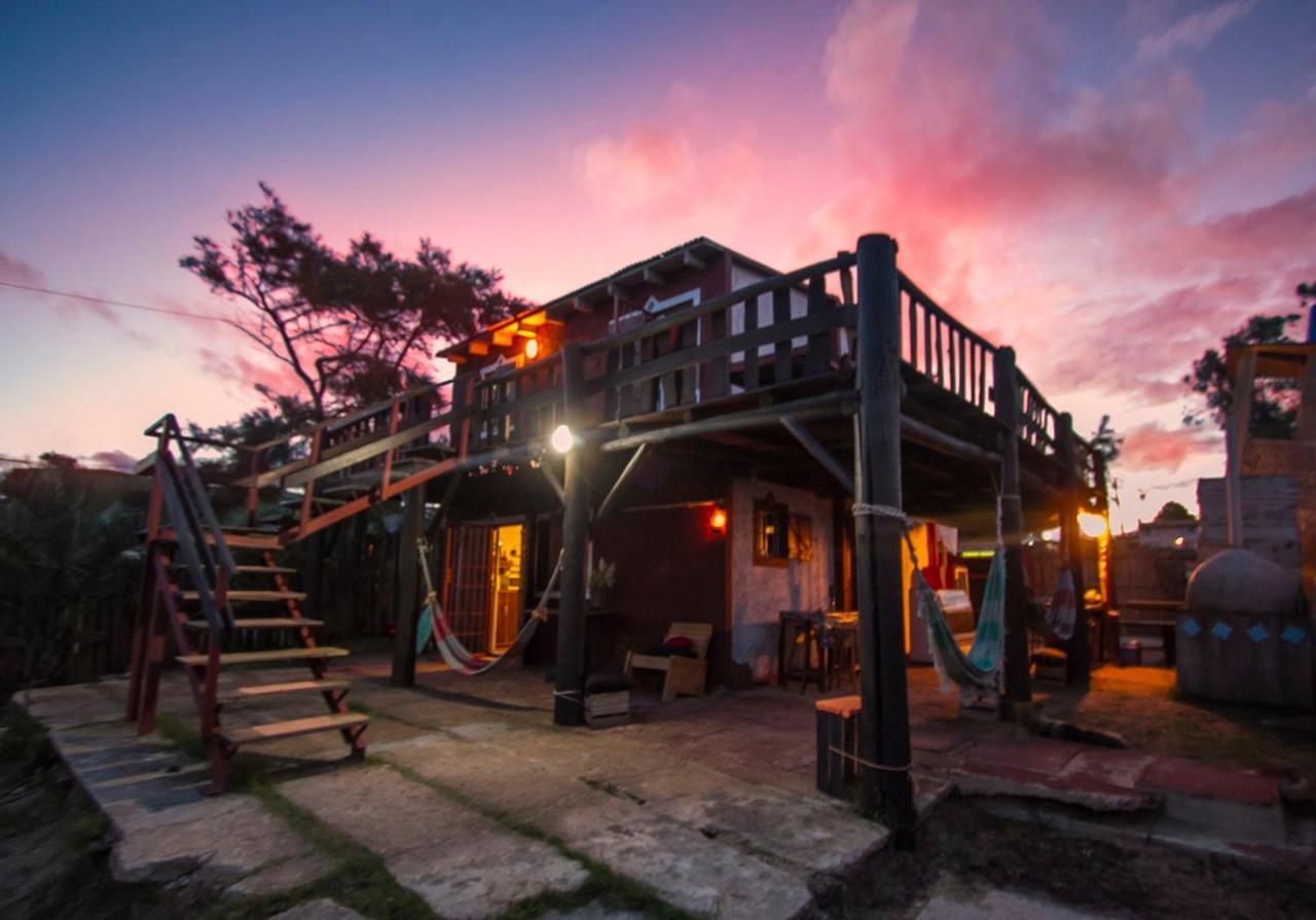 Casa De Huespedes Amigos Del Diablo Otel Punta Del Diablo Dış mekan fotoğraf
